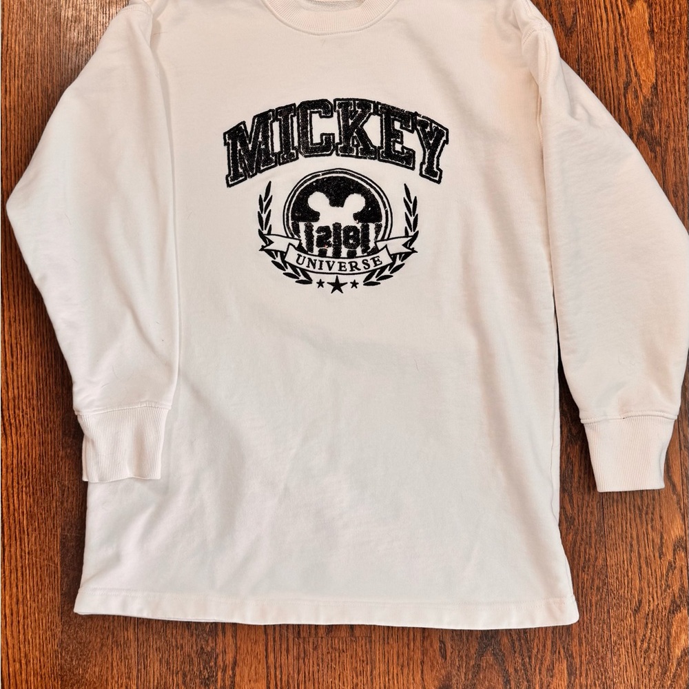 Disney Mickey Crewneck with sequins